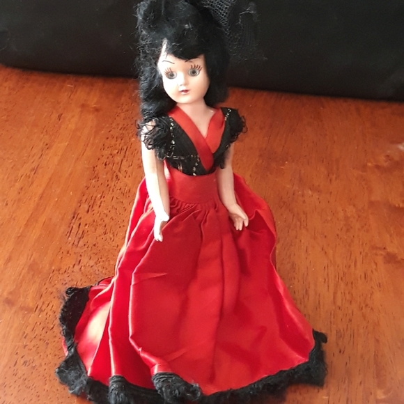 Vintage Other - Vintage Spanish Flamenco Dancer Doll with Blinking Eyes / Spanish Doll Red Gown